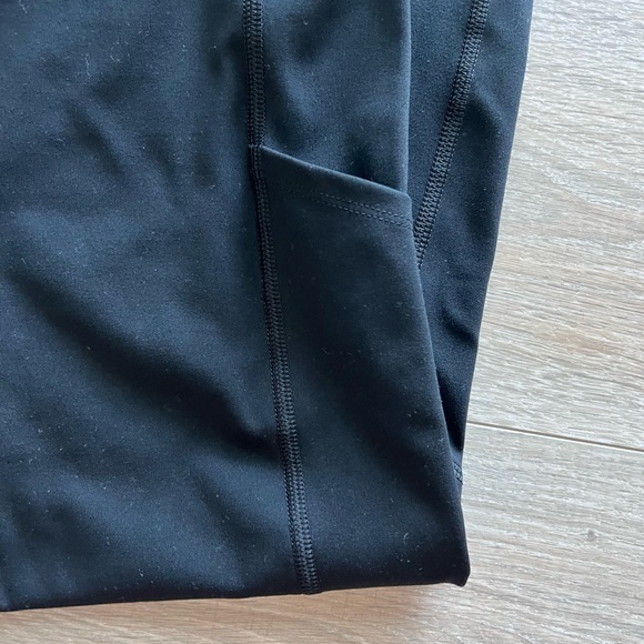 American Eagle leggings - Picture 2 of 3